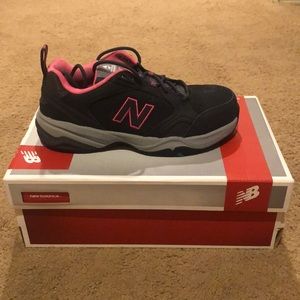 Women’s New Balance work shoe